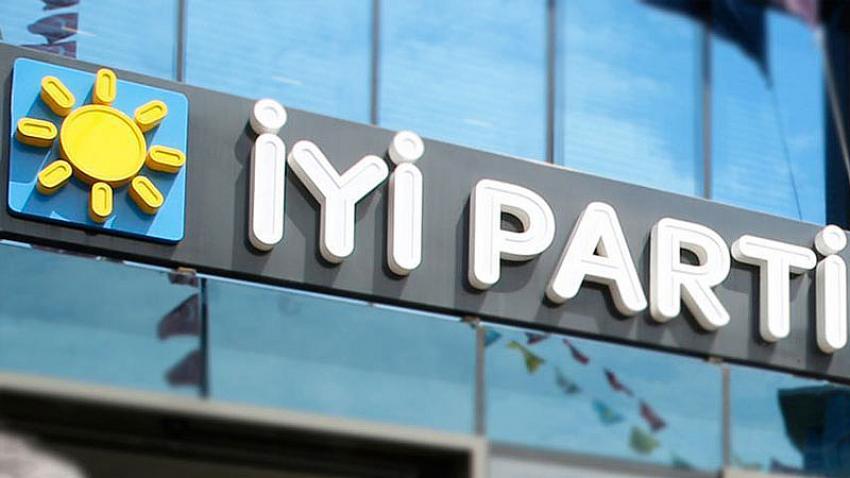 İYİ Parti’de istifa