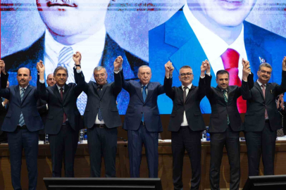 7 belediye başkanı AK Parti'ye katıldı