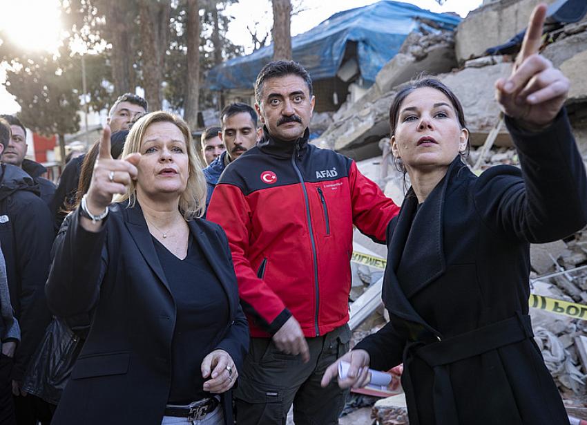 Almanya Dışişleri Bakanı Baerbock: Deprem felaketinin boyutu kelimelerle ifade edilemez
