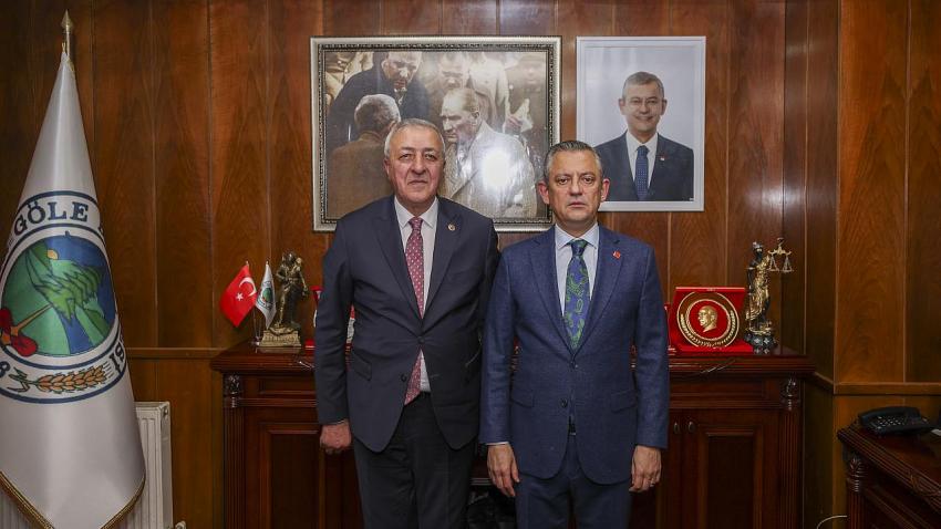 Gökhan Budak dahil 7 belediye başkanı AK Parti'ye geçti