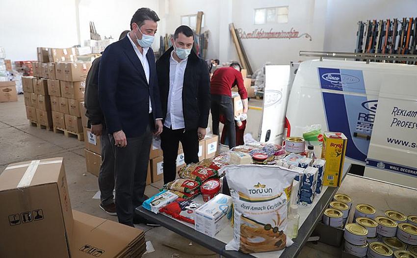 Bandırma Belediyesi ihtiyaç sahiplerine binlerce koli yardımda bulundu