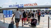 Antalya'da turist oyunu! 