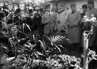    GAZİ VE HASRETLER İÇİNDE BİR ANNE; ZÜBEYDE HANIM…