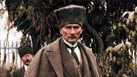 Atatürk'ü her zaman ağlatan o türkü!