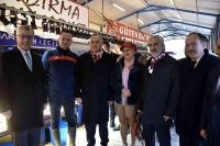 MHP Heyeti Bandırma'da esnafı gezdi