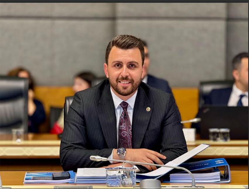 MİLLETVEKİLİ ÖZTAYLAN:  “BASIN DEMOKRATİK TOPLUMLARIN VAZGEÇİLMEZ UNSURUDUR”