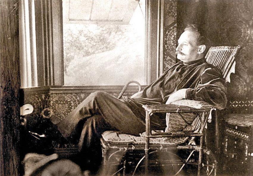 Atatürk'ün etkilendiği şair, yazar ve düşünce insanları kimlerdi?