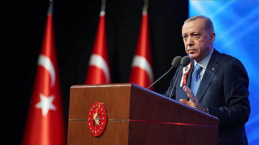 Başkan Erdoğan: Emniyet personeline iftirada bulunamazsınız.!