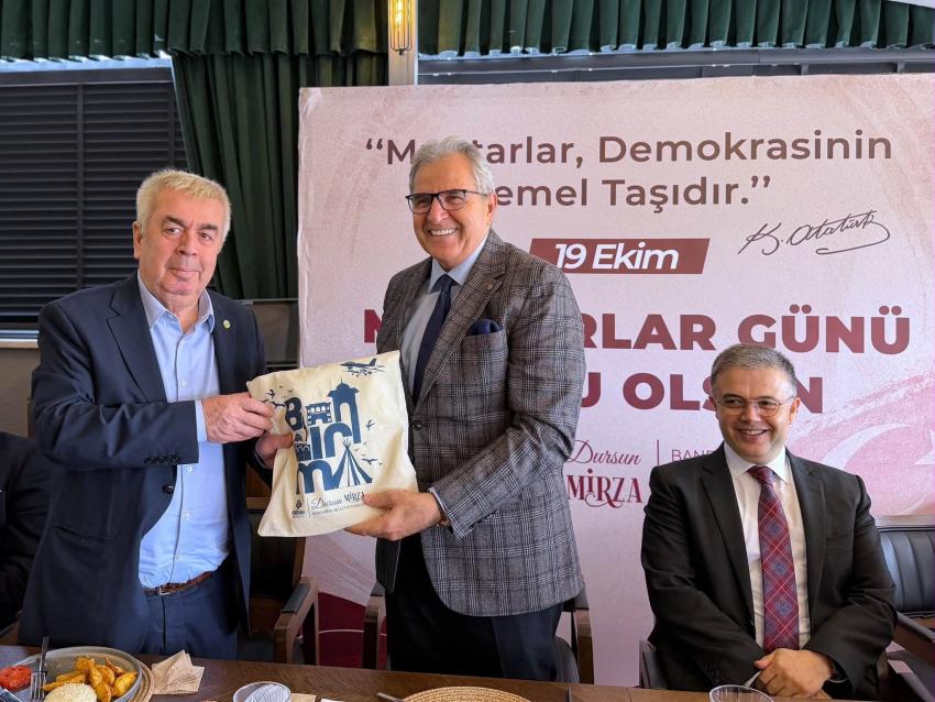 BAŞKAN MİRZA; “MUHTARLAR DEMOKRASİNİN TEMEL TAŞIDIR